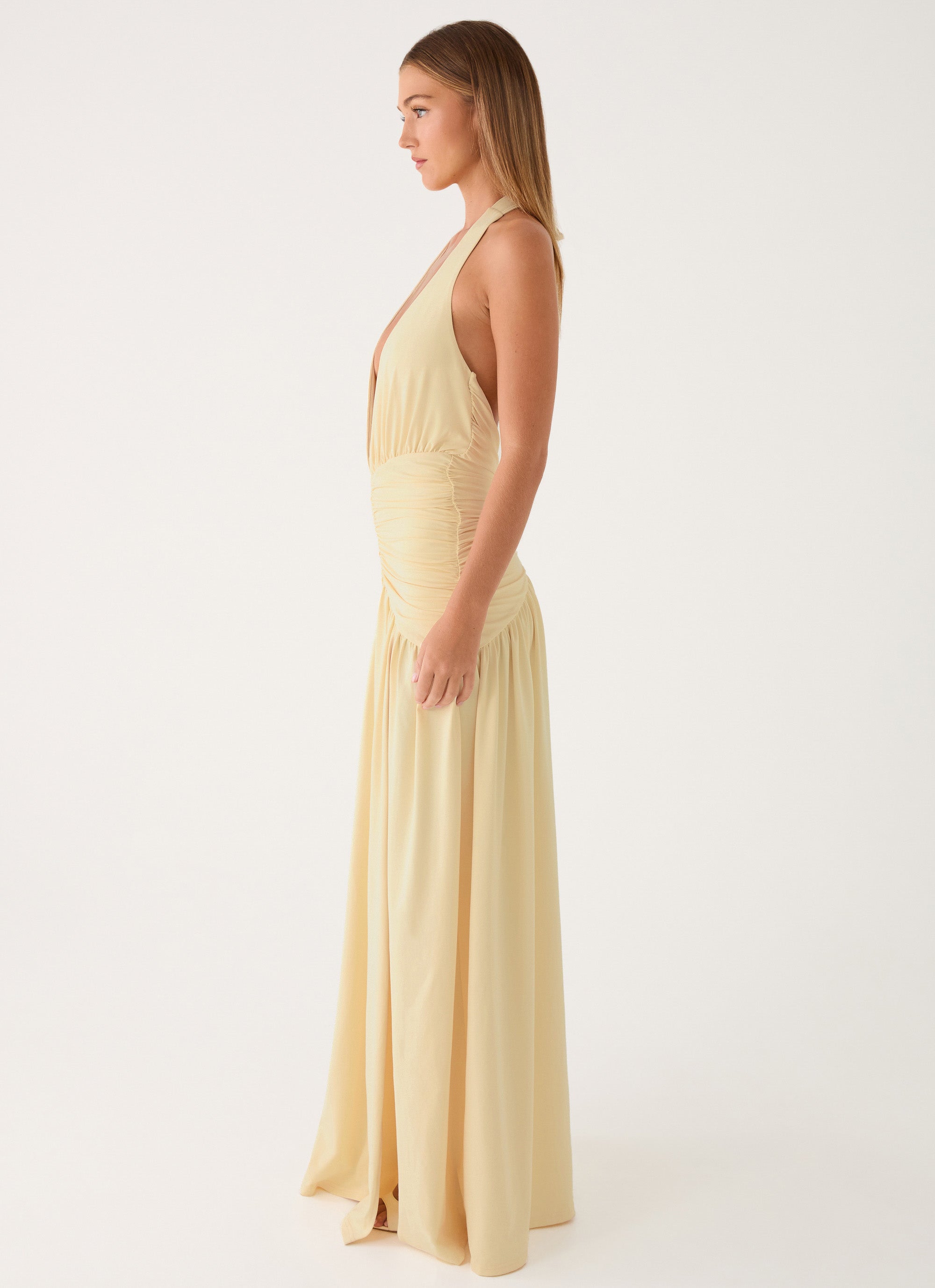 Solene butter yellow maxi dress - halter neckline detail